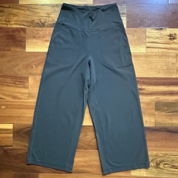 Lululemon Align Wide Leg Super High-Rise Crop Pants - Picture 5 of 12